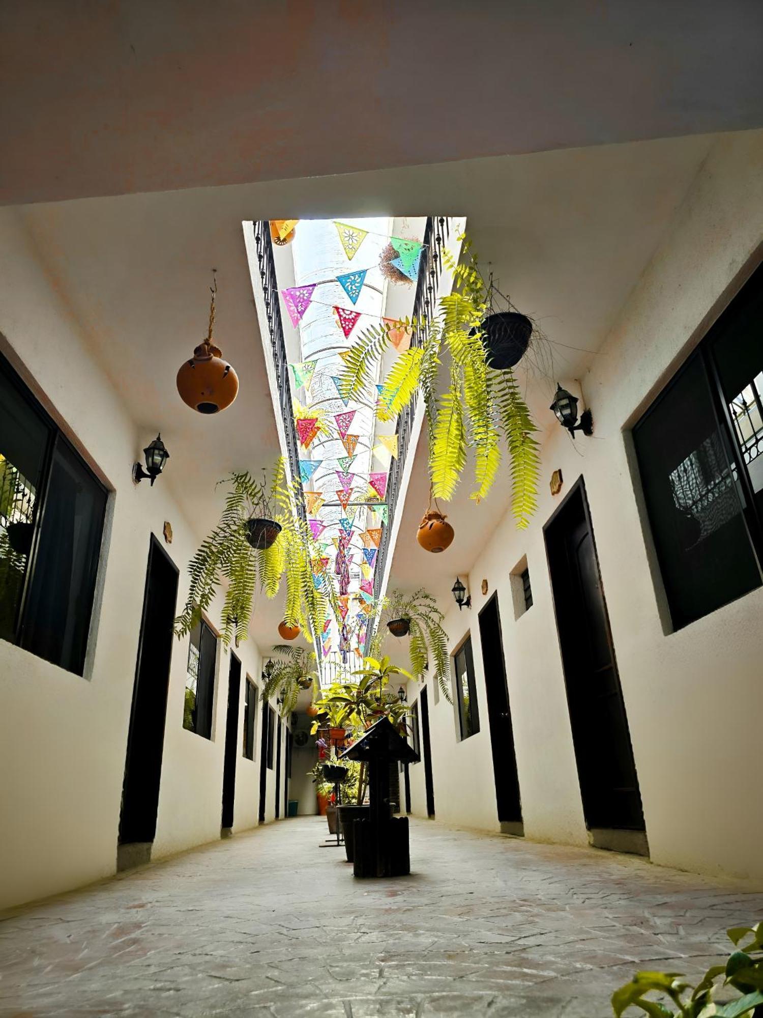 Hotel Villa Esmeralda ทักซ์ทลา กูทิเอเรซ ภายนอก รูปภาพ