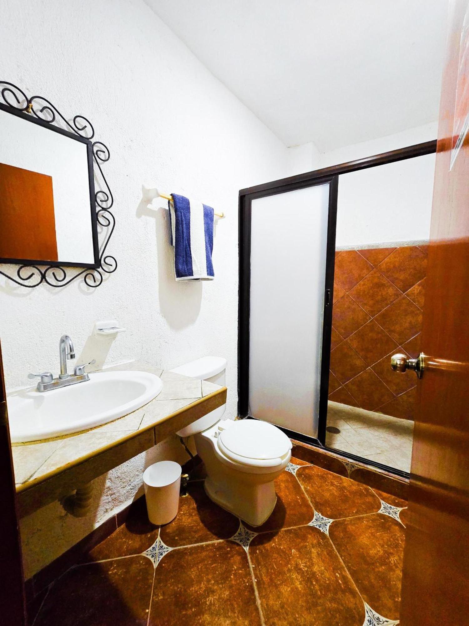 Hotel Villa Esmeralda ทักซ์ทลา กูทิเอเรซ ภายนอก รูปภาพ